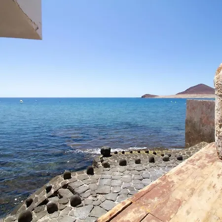 Medano4you Tina's Jacuzzi Terrace Playa Chica Эль-Медано